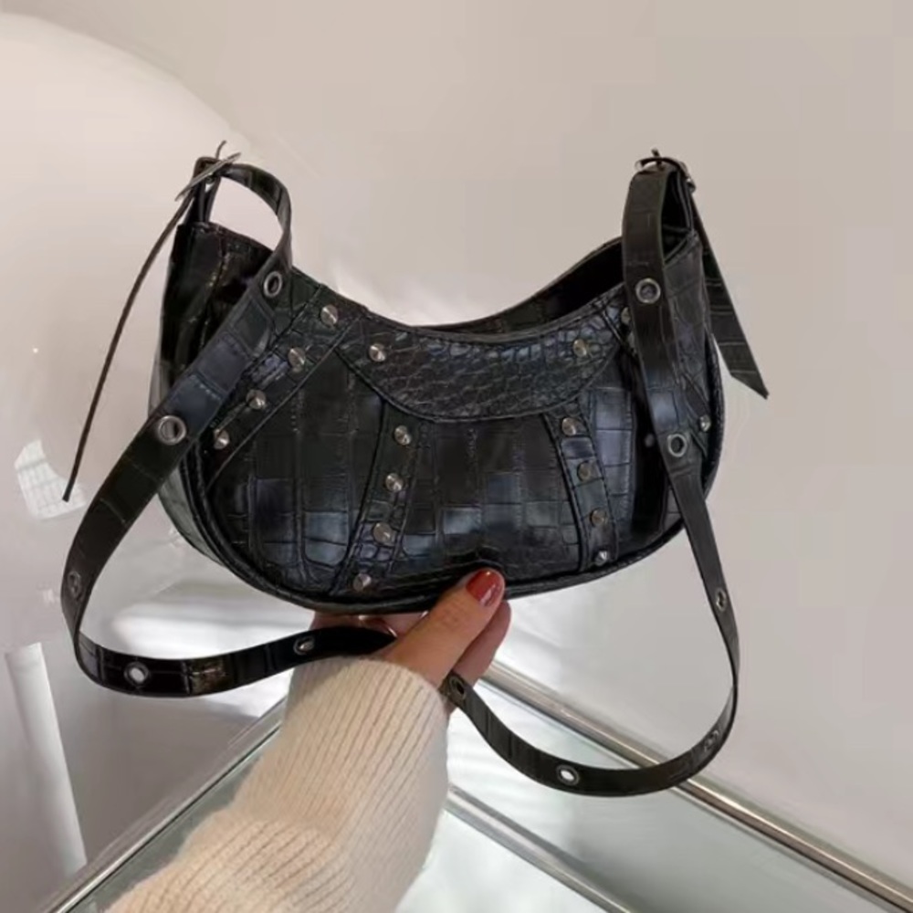 BNWOT Y2K Shoulder Bag